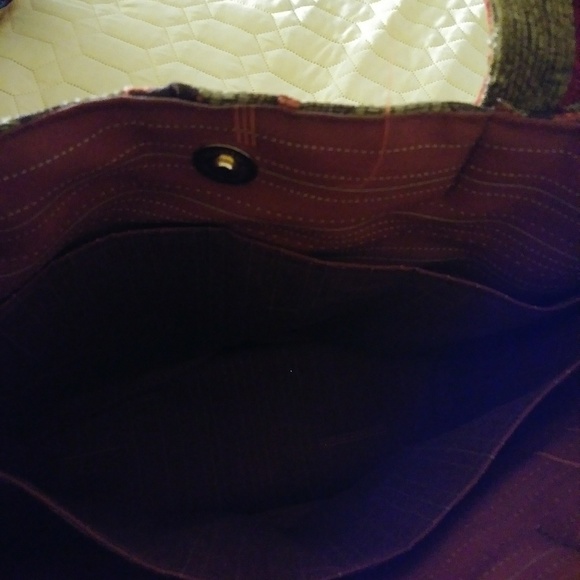 HandBag - Picture 6 of 8